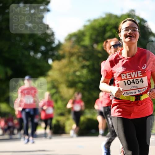 08.06.2024 - REWE Women's Run Dr. Thomas Lammeyer http://msf.ph/oto/6244685 09.06.2024 09:21:21 Laufen 10454 meine-sportfotos.de