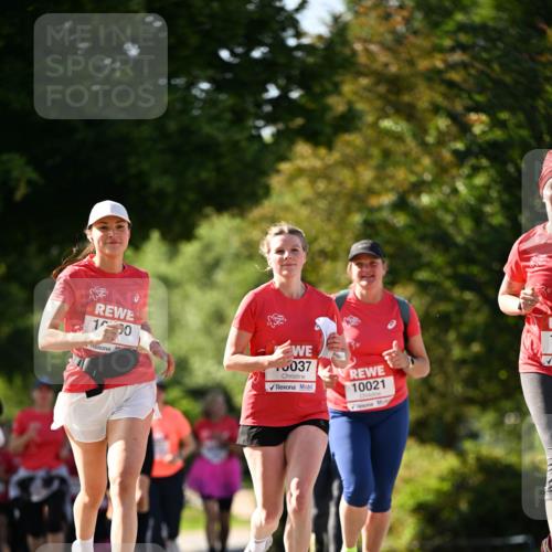 08.06.2024 - REWE Women's Run Dr. Thomas Lammeyer http://msf.ph/oto/6244781 09.06.2024 09:21:42 Laufen 10, 037, 10021 meine-sportfotos.de
