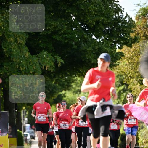 08.06.2024 - REWE Women's Run Dr. Thomas Lammeyer http://msf.ph/oto/6244821 09.06.2024 09:21:49 Laufen 1, 1011, 10324, 105, 105, 10518, 103, 10018 meine-sportfotos.de