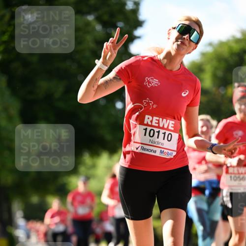 08.06.2024 - REWE Women's Run Dr. Thomas Lammeyer http://msf.ph/oto/6244871 09.06.2024 09:21:58 Laufen 10110, 1056 meine-sportfotos.de