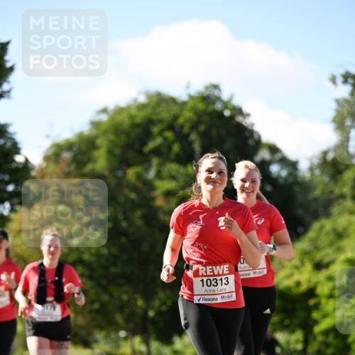 08.06.2024 - REWE Women's Run Dr. Thomas Lammeyer http://msf.ph/oto/6244890 09.06.2024 09:22:01 Laufen 10313 meine-sportfotos.de