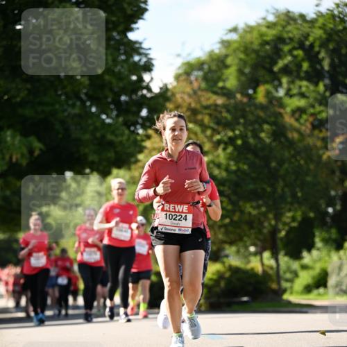 08.06.2024 - REWE Women's Run Dr. Thomas Lammeyer http://msf.ph/oto/6244937 09.06.2024 09:22:09 Laufen 10224 meine-sportfotos.de