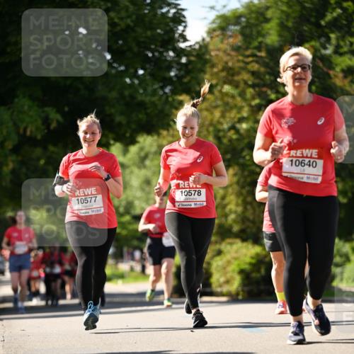 08.06.2024 - REWE Women's Run Dr. Thomas Lammeyer http://msf.ph/oto/6244962 09.06.2024 09:22:13 Laufen 10577, 10578, 10640 meine-sportfotos.de