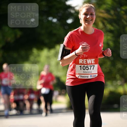 08.06.2024 - REWE Women's Run Dr. Thomas Lammeyer http://msf.ph/oto/6244978 09.06.2024 09:22:15 Laufen 10577 meine-sportfotos.de