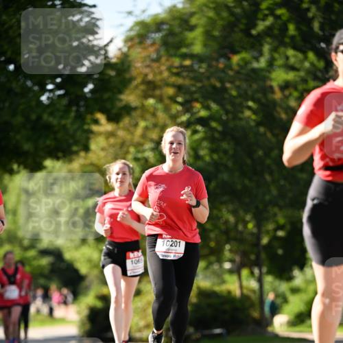 08.06.2024 - REWE Women's Run Dr. Thomas Lammeyer http://msf.ph/oto/6244992 09.06.2024 09:22:20 Laufen 1065, 10201 meine-sportfotos.de