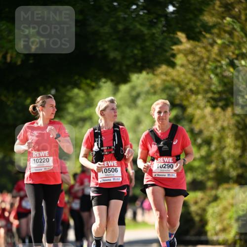 08.06.2024 - REWE Women's Run Dr. Thomas Lammeyer http://msf.ph/oto/6245018 09.06.2024 09:22:26 Laufen 10220, 0506, 10290 meine-sportfotos.de