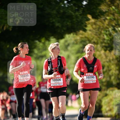 08.06.2024 - REWE Women's Run Dr. Thomas Lammeyer http://msf.ph/oto/6245021 09.06.2024 09:22:26 Laufen 10220, 10506, 3, 10290 meine-sportfotos.de