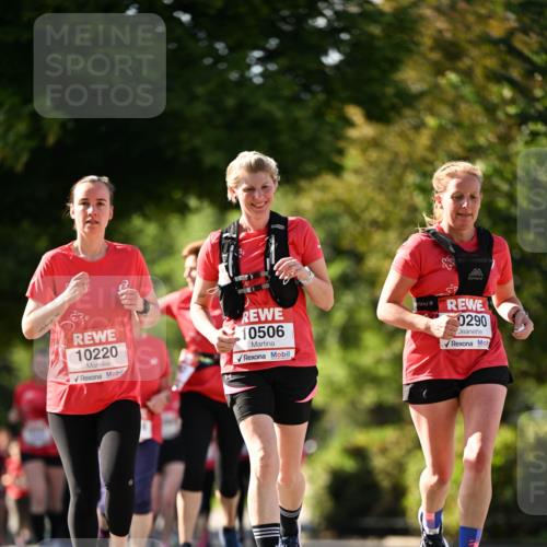 08.06.2024 - REWE Women's Run Dr. Thomas Lammeyer http://msf.ph/oto/6245031 09.06.2024 09:22:28 Laufen 10220, 10506, 0290 meine-sportfotos.de