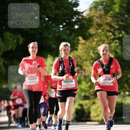 08.06.2024 - REWE Women's Run Dr. Thomas Lammeyer http://msf.ph/oto/6245034 09.06.2024 09:22:28 Laufen 10220, 10506, 10290, 1 meine-sportfotos.de