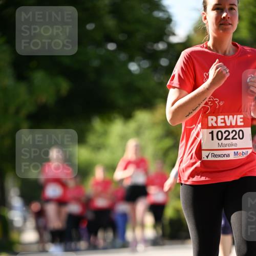 08.06.2024 - REWE Women's Run Dr. Thomas Lammeyer http://msf.ph/oto/6245056 09.06.2024 09:22:32 Laufen 10220 meine-sportfotos.de