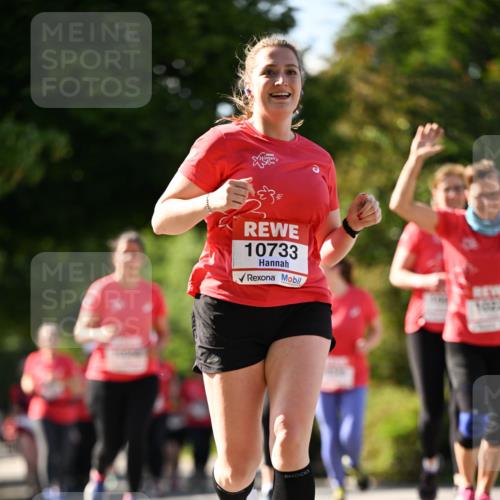08.06.2024 - REWE Women's Run Dr. Thomas Lammeyer http://msf.ph/oto/6245086 09.06.2024 09:22:38 Laufen 10733 meine-sportfotos.de
