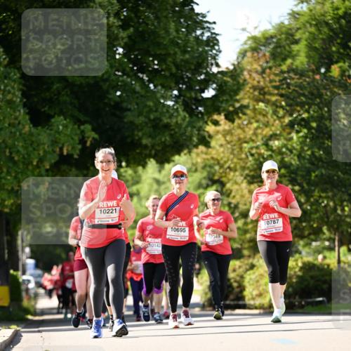 08.06.2024 - REWE Women's Run Dr. Thomas Lammeyer http://msf.ph/oto/6245124 09.06.2024 09:22:44 Laufen 10221, 10142, 10695, 10049, 10787 meine-sportfotos.de