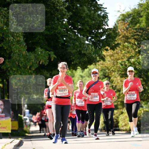 08.06.2024 - REWE Women's Run Dr. Thomas Lammeyer http://msf.ph/oto/6245125 09.06.2024 09:22:44 Laufen 10221, 595, 10787, 10142, 10049 meine-sportfotos.de