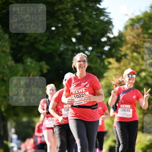 08.06.2024 - REWE Women's Run Dr. Thomas Lammeyer http://msf.ph/oto/6245135 09.06.2024 09:22:46 Laufen 10, 10221, 10695 meine-sportfotos.de