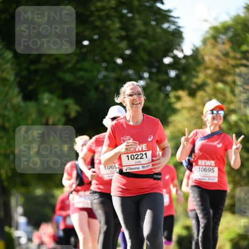08.06.2024 - REWE Women's Run Dr. Thomas Lammeyer http://msf.ph/oto/6245136 09.06.2024 09:22:46 Laufen 10221, 1065, 10695 meine-sportfotos.de