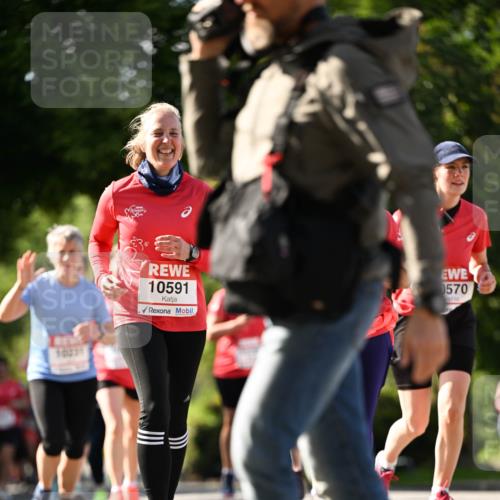 08.06.2024 - REWE Women's Run Dr. Thomas Lammeyer http://msf.ph/oto/6245180 09.06.2024 09:22:53 Laufen 10591, 570 meine-sportfotos.de