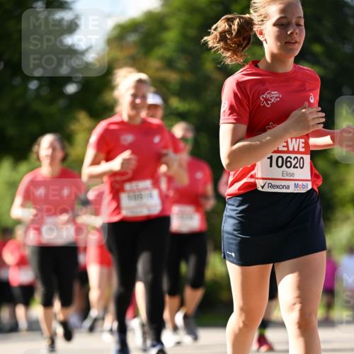 08.06.2024 - REWE Women's Run Dr. Thomas Lammeyer http://msf.ph/oto/6245298 09.06.2024 09:23:12 Laufen 10620 meine-sportfotos.de