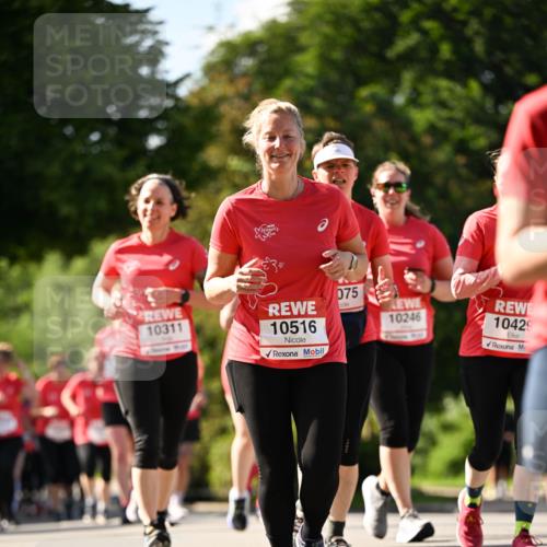 08.06.2024 - REWE Women's Run Dr. Thomas Lammeyer http://msf.ph/oto/6245300 09.06.2024 09:23:12 Laufen 075, 10311, 10516, 10246, 10429 meine-sportfotos.de