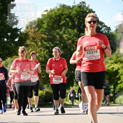08.06.2024 - REWE Women's Run Dr. Thomas Lammeyer http://msf.ph/oto/6245336 09.06.2024 09:23:19 Laufen 062, 10538, 10727, 10228, 10319 meine-sportfotos.de