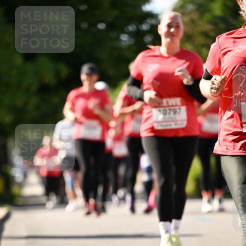 08.06.2024 - REWE Women's Run Dr. Thomas Lammeyer http://msf.ph/oto/6245389 09.06.2024 09:23:28 Laufen 10797 meine-sportfotos.de
