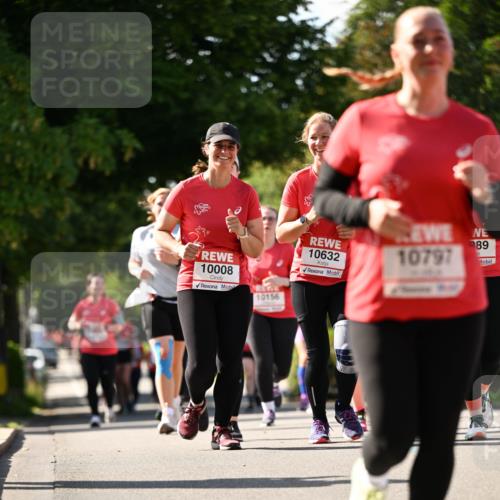 08.06.2024 - REWE Women's Run Dr. Thomas Lammeyer http://msf.ph/oto/6245392 09.06.2024 09:23:29 Laufen 10008, 10156, 10632, 89, 10797 meine-sportfotos.de