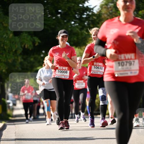 08.06.2024 - REWE Women's Run Dr. Thomas Lammeyer http://msf.ph/oto/6245393 09.06.2024 09:23:29 Laufen 10008, 10156, 10632, 10797 meine-sportfotos.de