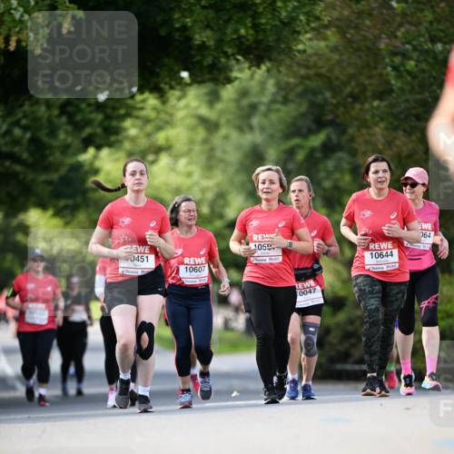 08.06.2024 - REWE Women's Run Dr. Thomas Lammeyer http://msf.ph/oto/6245504 09.06.2024 09:23:49 Laufen 0451, 10607, 1050, 10047, 10644, 064 meine-sportfotos.de