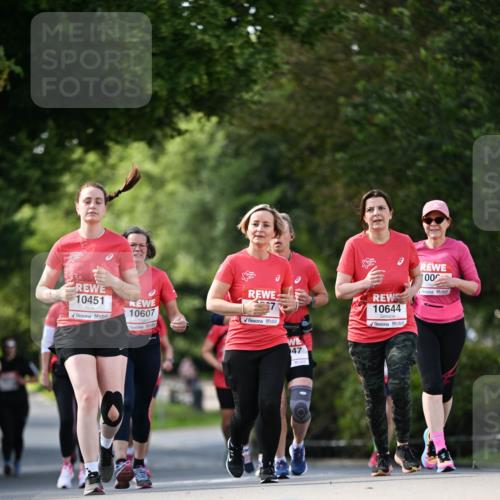 08.06.2024 - REWE Women's Run Dr. Thomas Lammeyer http://msf.ph/oto/6245511 09.06.2024 09:23:50 Laufen 10451, 10607, 7, 47, 10644, 100 meine-sportfotos.de