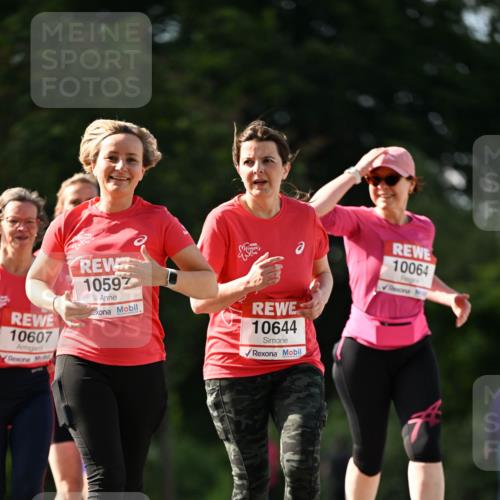 08.06.2024 - REWE Women's Run Dr. Thomas Lammeyer http://msf.ph/oto/6245537 09.06.2024 09:23:54 Laufen 10644, 10064, 10607, 10597 meine-sportfotos.de