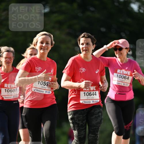 08.06.2024 - REWE Women's Run Dr. Thomas Lammeyer http://msf.ph/oto/6245539 09.06.2024 09:23:54 Laufen 10607, 1059, 10644, 10064 meine-sportfotos.de