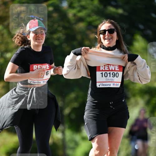 08.06.2024 - REWE Women's Run Dr. Thomas Lammeyer http://msf.ph/oto/6245683 09.06.2024 09:24:23 Laufen 6, 10190 meine-sportfotos.de
