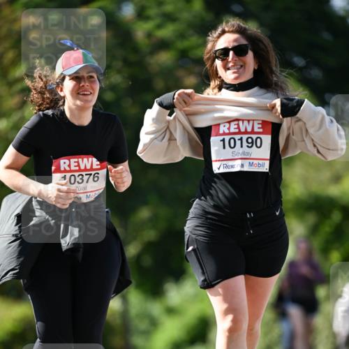 08.06.2024 - REWE Women's Run Dr. Thomas Lammeyer http://msf.ph/oto/6245684 09.06.2024 09:24:23 Laufen 0376, 10190 meine-sportfotos.de