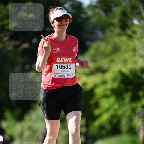08.06.2024 - REWE Women's Run Dr. Thomas Lammeyer http://msf.ph/oto/6245713 09.06.2024 09:24:29 Laufen 10530 meine-sportfotos.de