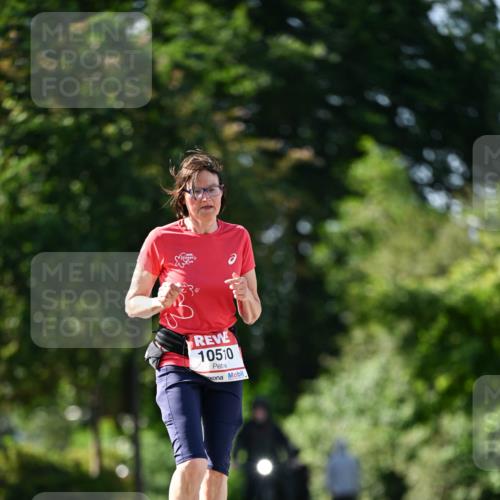 08.06.2024 - REWE Women's Run Dr. Thomas Lammeyer http://msf.ph/oto/6245726 09.06.2024 09:24:31 Laufen 10510 meine-sportfotos.de