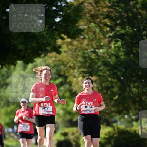 08.06.2024 - REWE Women's Run Dr. Thomas Lammeyer http://msf.ph/oto/6245769 09.06.2024 09:24:40 Laufen 10792, 10775, 10164 meine-sportfotos.de