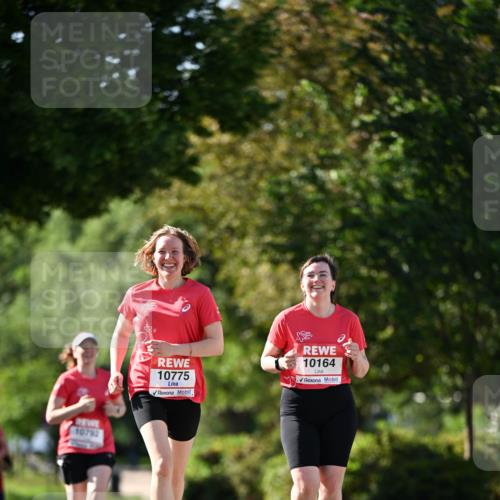 08.06.2024 - REWE Women's Run Dr. Thomas Lammeyer http://msf.ph/oto/6245773 09.06.2024 09:24:40 Laufen 10792, 10775, 10164 meine-sportfotos.de