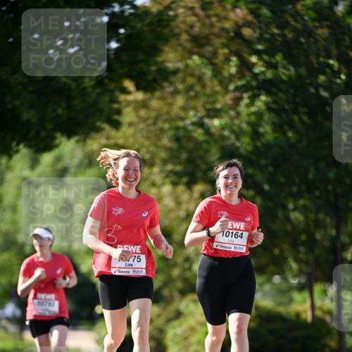 08.06.2024 - REWE Women's Run Dr. Thomas Lammeyer http://msf.ph/oto/6245779 09.06.2024 09:24:41 Laufen 10792, 3, 75, 10164 meine-sportfotos.de