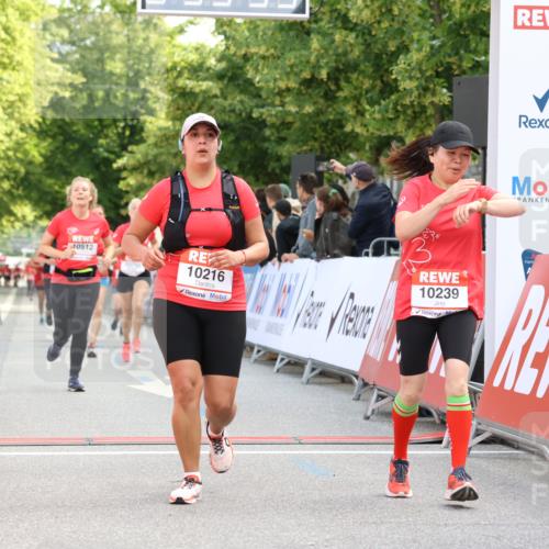 08.06.2024 - REWE Women's Run Strokosch-Dieckow http://msf.ph/oto/6245789 09.06.2024 09:56:02 Ziel 10002, 10038, 10106, 10184, 10216, 10239, 10512, 10758, 10795 meine-sportfotos.de