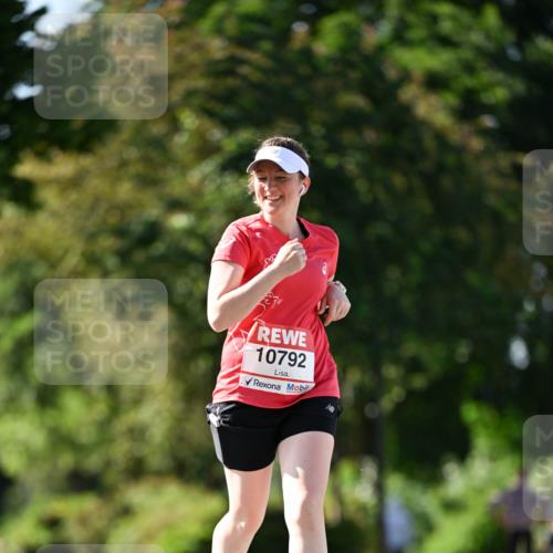 08.06.2024 - REWE Women's Run Dr. Thomas Lammeyer http://msf.ph/oto/6245817 09.06.2024 09:24:46 Laufen 10792 meine-sportfotos.de