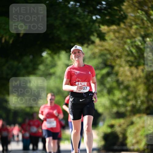 08.06.2024 - REWE Women's Run Dr. Thomas Lammeyer http://msf.ph/oto/6245849 09.06.2024 09:24:51 Laufen 87 meine-sportfotos.de