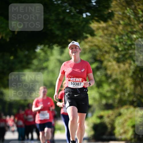 08.06.2024 - REWE Women's Run Dr. Thomas Lammeyer http://msf.ph/oto/6245851 09.06.2024 09:24:51 Laufen 10387 meine-sportfotos.de