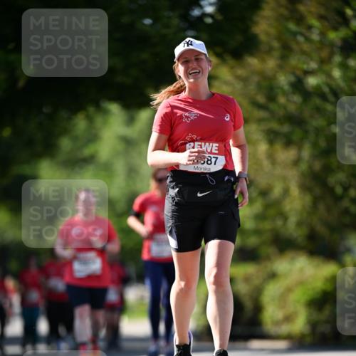08.06.2024 - REWE Women's Run Dr. Thomas Lammeyer http://msf.ph/oto/6245865 09.06.2024 09:24:52 Laufen 57587 meine-sportfotos.de