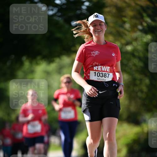 08.06.2024 - REWE Women's Run Dr. Thomas Lammeyer http://msf.ph/oto/6245874 09.06.2024 09:24:53 Laufen 10387 meine-sportfotos.de
