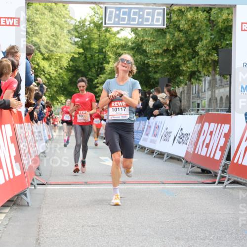 08.06.2024 - REWE Women's Run Strokosch-Dieckow http://msf.ph/oto/6245875 09.06.2024 09:56:26 Ziel 10029, 10030, 10043, 10117, 10441, 10442, 10528, 10755 meine-sportfotos.de