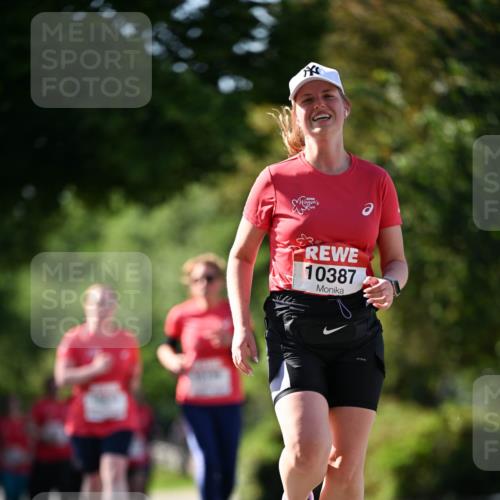 08.06.2024 - REWE Women's Run Dr. Thomas Lammeyer http://msf.ph/oto/6245876 09.06.2024 09:24:53 Laufen 10387 meine-sportfotos.de