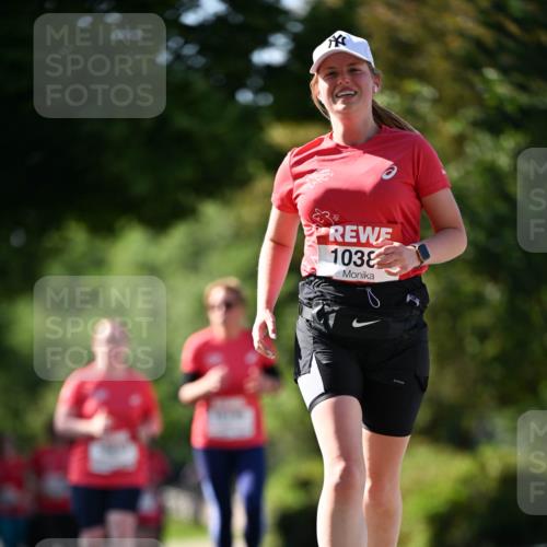 08.06.2024 - REWE Women's Run Dr. Thomas Lammeyer http://msf.ph/oto/6245877 09.06.2024 09:24:53 Laufen 1038 meine-sportfotos.de