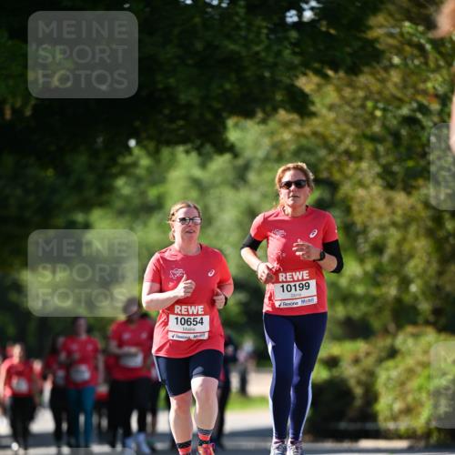 08.06.2024 - REWE Women's Run Dr. Thomas Lammeyer http://msf.ph/oto/6245883 09.06.2024 09:24:54 Laufen 10654, 10199 meine-sportfotos.de
