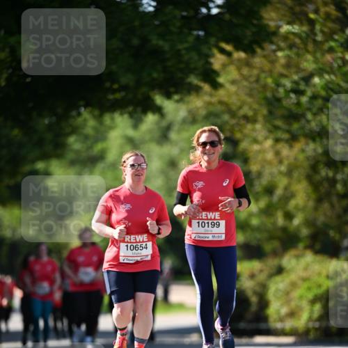 08.06.2024 - REWE Women's Run Dr. Thomas Lammeyer http://msf.ph/oto/6245886 09.06.2024 09:24:55 Laufen 10199, 10654 meine-sportfotos.de