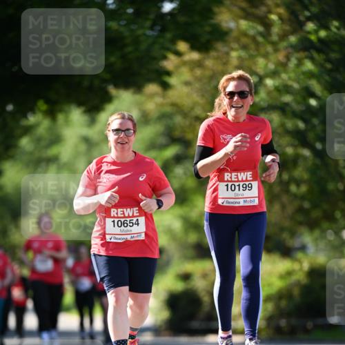08.06.2024 - REWE Women's Run Dr. Thomas Lammeyer http://msf.ph/oto/6245904 09.06.2024 09:24:56 Laufen 10654, 10199 meine-sportfotos.de