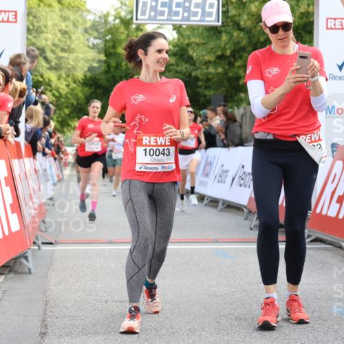 08.06.2024 - REWE Women's Run Strokosch-Dieckow http://msf.ph/oto/6245906 09.06.2024 09:56:29 Ziel 10029, 10030, 10043, 10117, 10441, 10442, 10528, 10728, 10755 meine-sportfotos.de